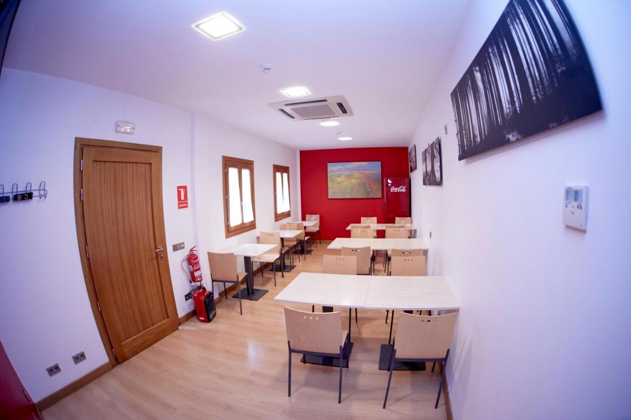 Hotel Casa Azcona Zizur Mayor Bagian luar foto
