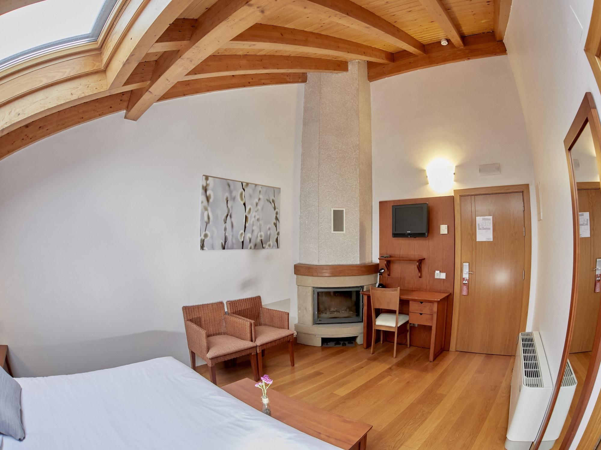 Hotel Casa Azcona Zizur Mayor Bagian luar foto
